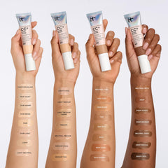 Hyaluronic Acid in IT Cosmetics CC+ Nude Glow provides hydration and a plump feel.