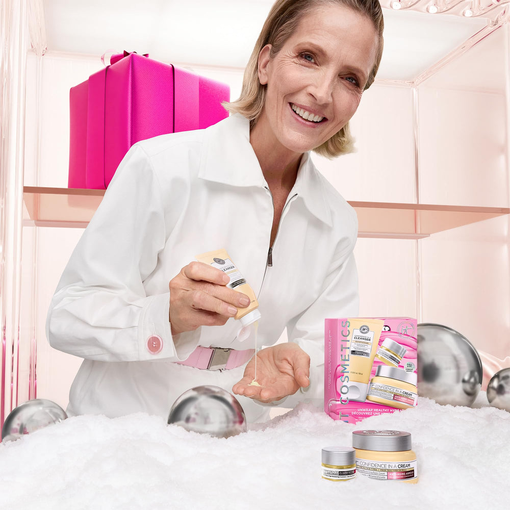 IT Cosmetics Holiday Giftset with three-piece skincare routine for seasonal glow