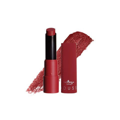 Italia Deluxe Lovelace lip swatch emphasizing rich matte finish and confident vibe