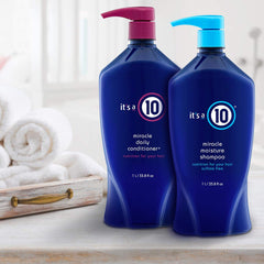 Its A 10 Miracle Moisture Shampoo lather demonstrates gentle cleansing for color-treated hair.