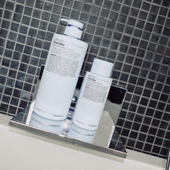 J Beverly Hills Blue Everyday Moisturizing Shampoo bottle back showing mango and rosemary ingredients