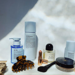 J Beverly Hills Blue Gel Me suitable for all hair types.
