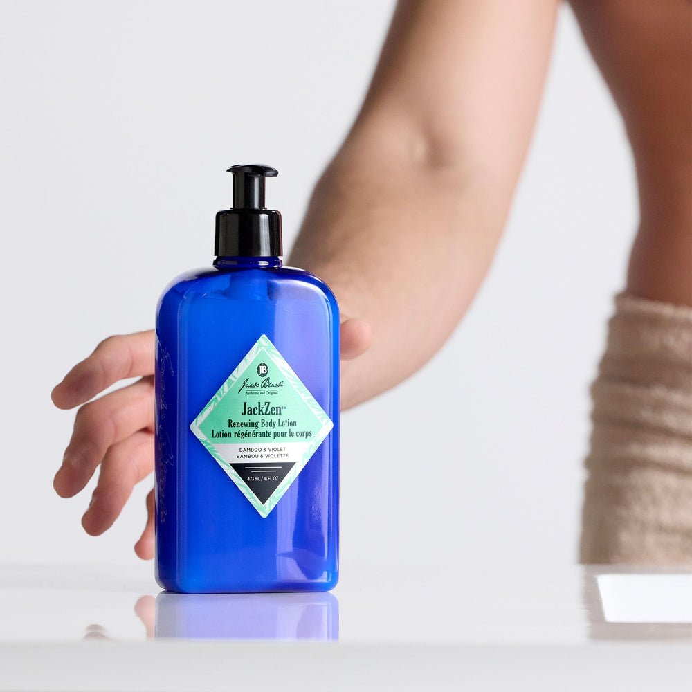 Ingredients panel of JackZen Renewing Body Lotion featuring Macadamia oil and Vitamin E for nourishment