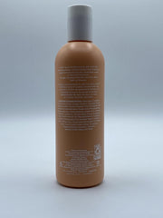 JAFRA Royal Almond lotion close-up shows creamy texture for deep hydration.