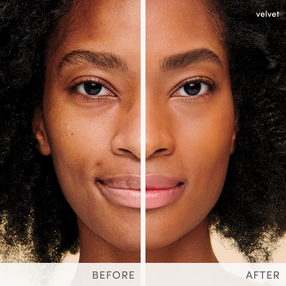 Jane Iredale Amazing Base sheer-to-medium-coverage enhances complexion with soft focus glow.