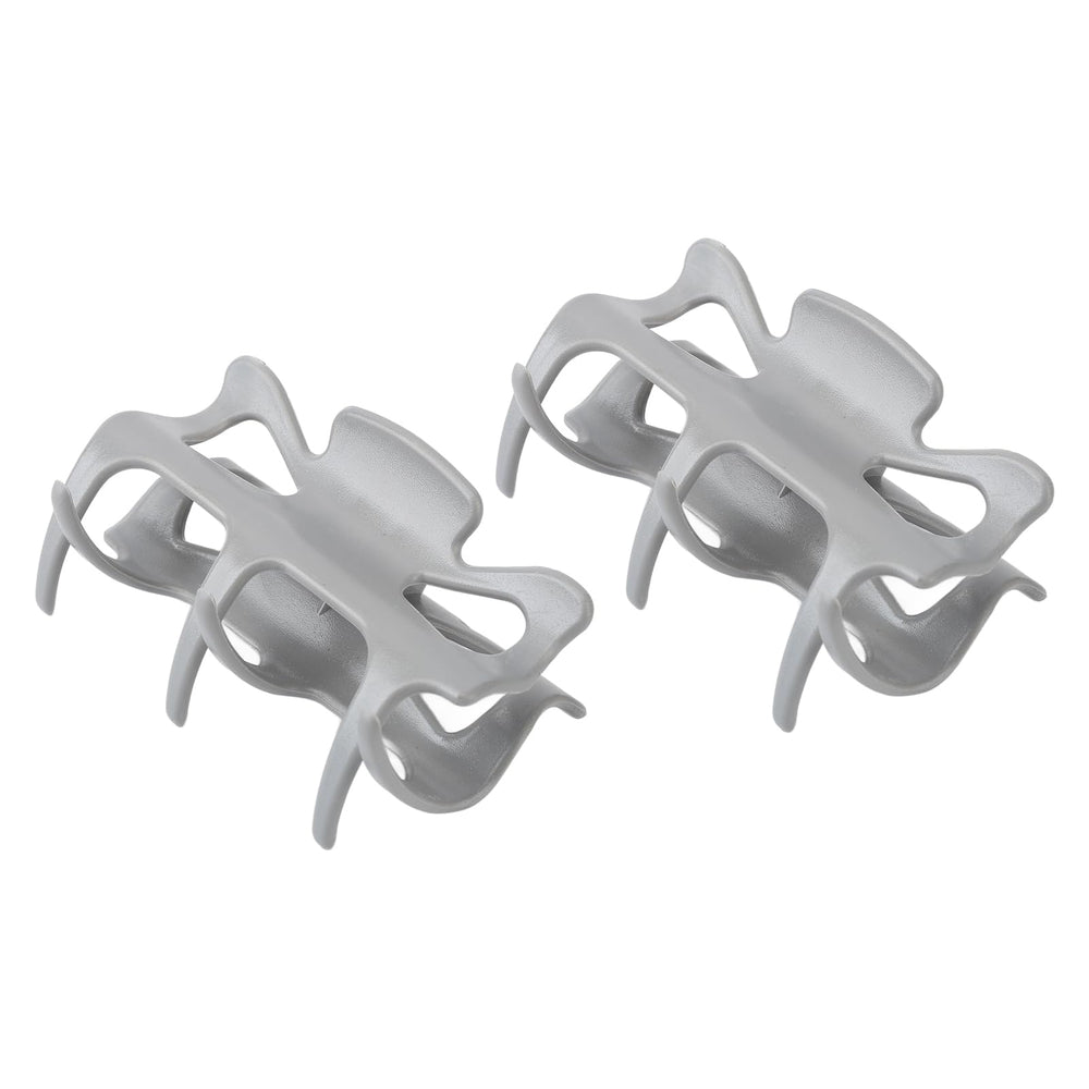 Jauarta clip works on wet and dry hair for versatile sectioning during styling