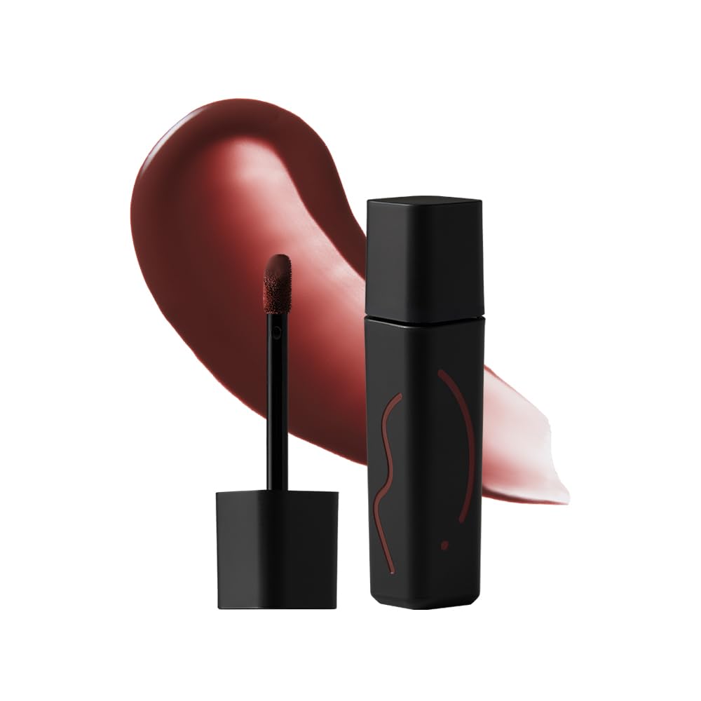 JAVIN DE SEOUL Wink Lip Shade Primer tube close-up showing smooth lip base