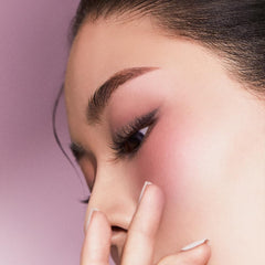 JAVIN DE SEOUL Wink Eye Primer tube dispense highlights convenient control and mess-free application