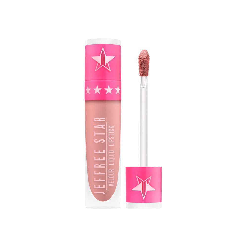Jeffree Star Velour Liquid Lipstick Christmas Cookie close-up demonstrates precise wand for full coverage