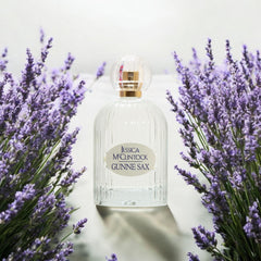 Jessica McClintock Gunne Sax 3-4-oz-spray provides generous daily wear.