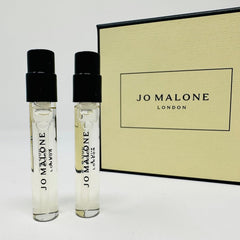 Jo Malone Velvet Rose and Oud INTENSE sample vial highlights floral-oud notes for on-the-go