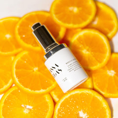Joanna Vargas Squalane Oil blend with Vitamin C to hydrate and soften skin