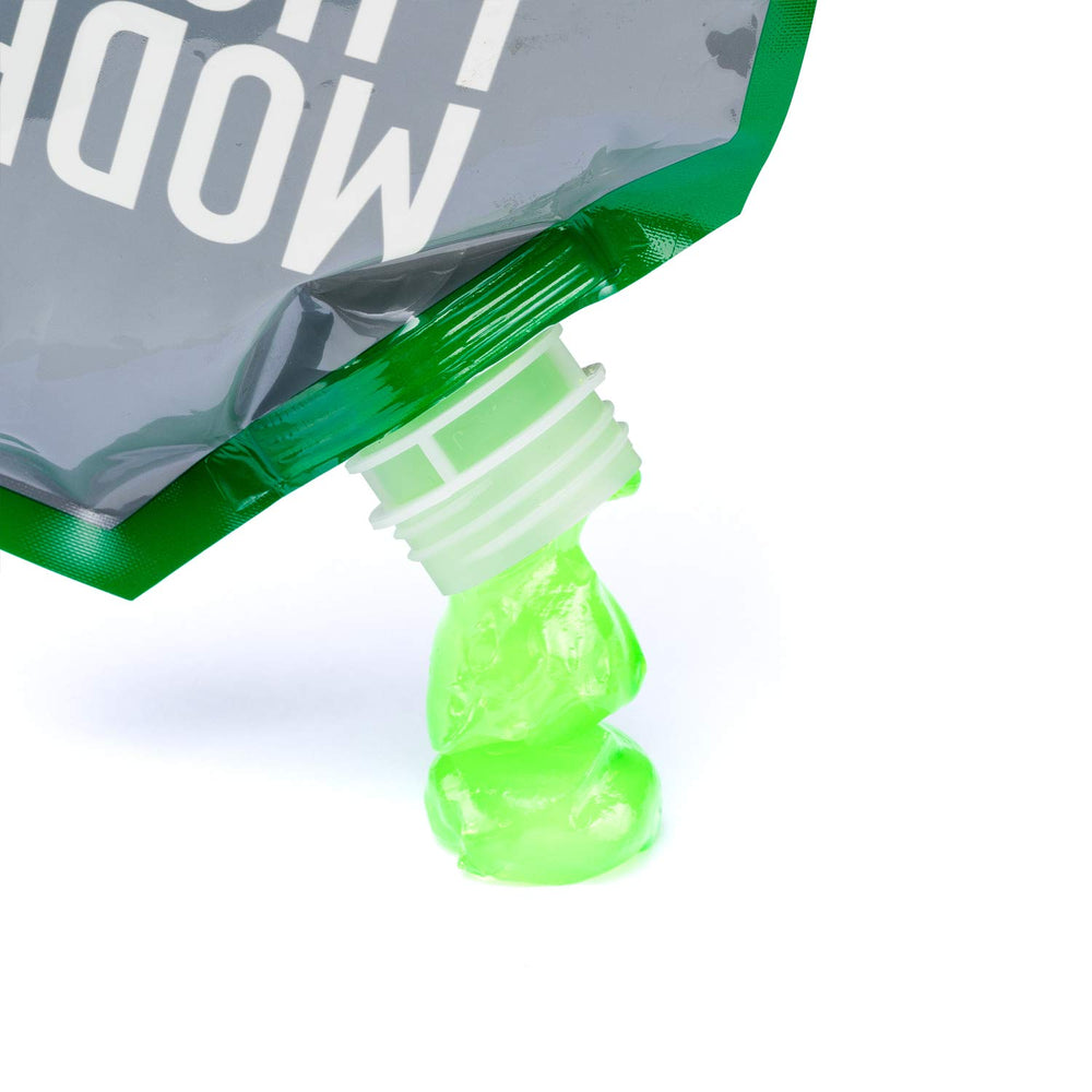 Johnny B mode Lucky Boy pump dispense demonstrating quick application.
