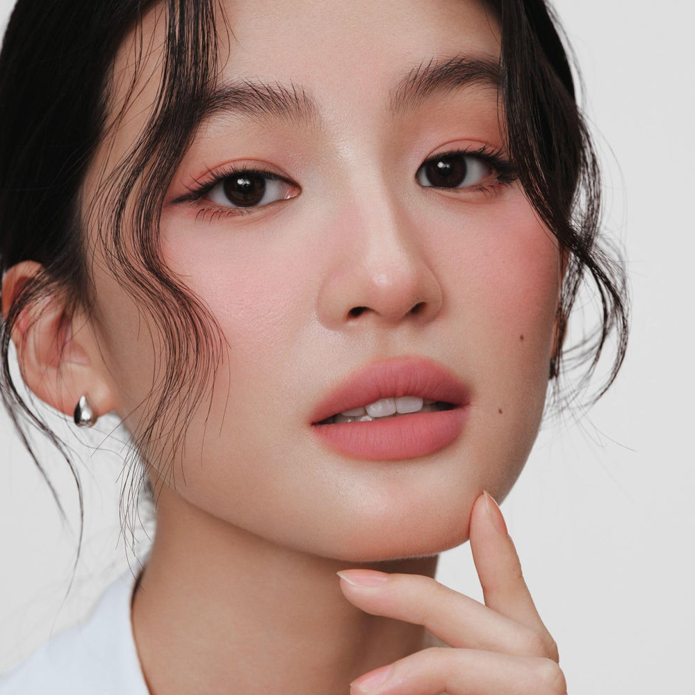 JUDYDOLL Cushion Matte Lip Cream closeup highlights velvety finish.