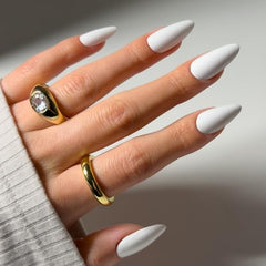 Manicure ready in minutes with Julep Snow Day polish