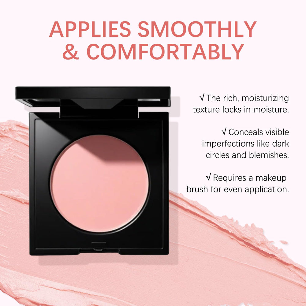 Highlighter use on brow bone for instant definition.