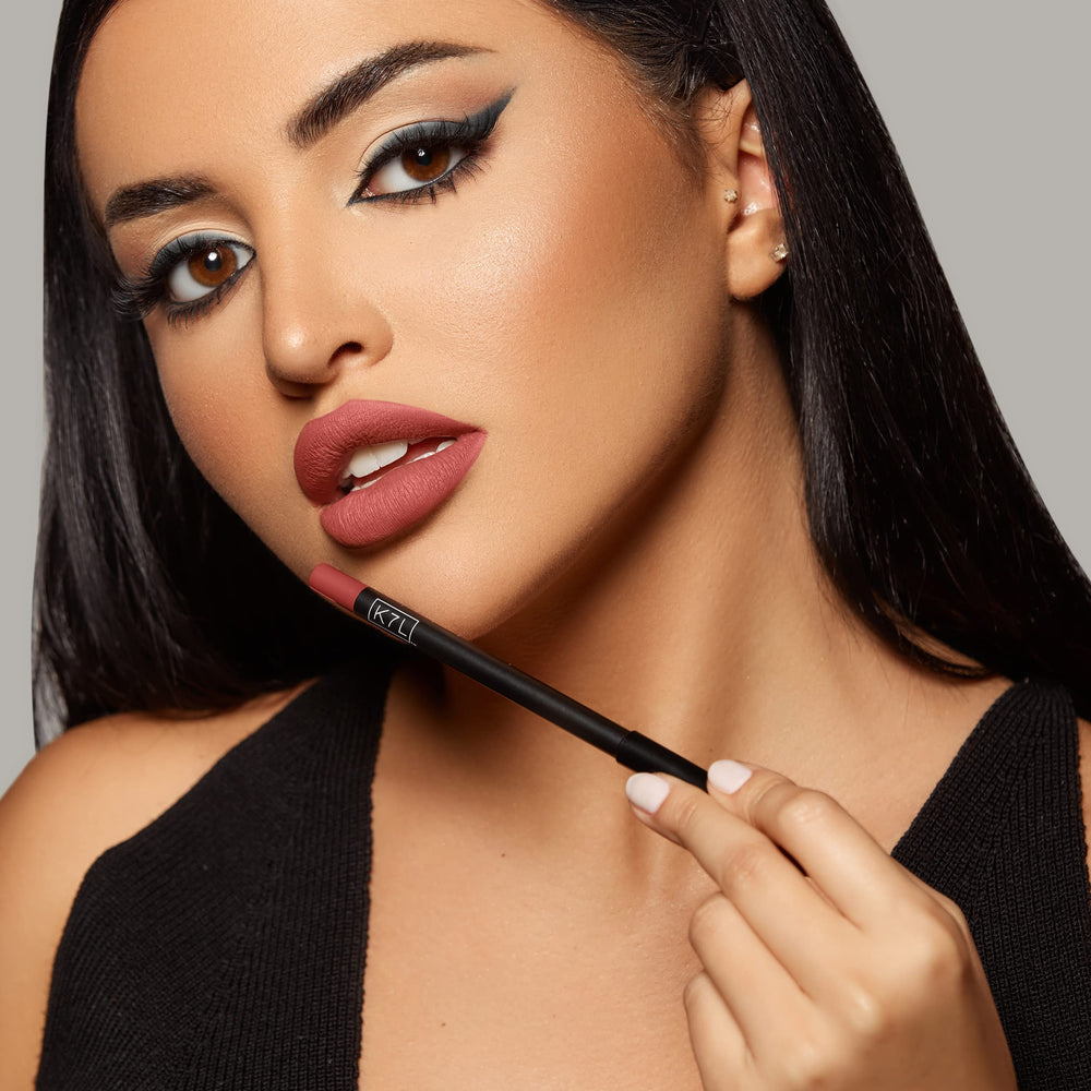 K7L Rustic Brown Lip Crayon Toast vegan badge on packaging.