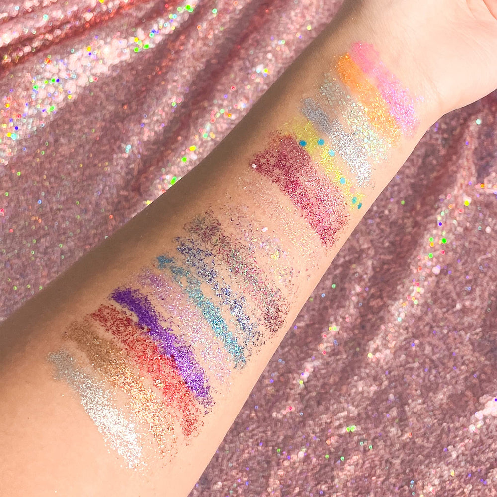 Kara Beauty Mega Glitz creative look inspiration with no glue needed.