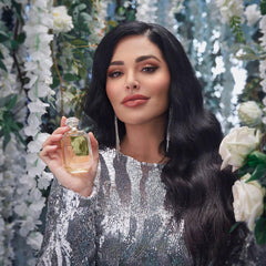 Kayali Deja Vu White Flower 57 gift box presentation