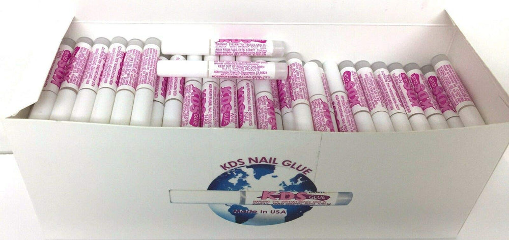KDS Nail Tip Glue delivers a strong adhesive bond for acrylic tips, ensuring secure, seamless nail applications.