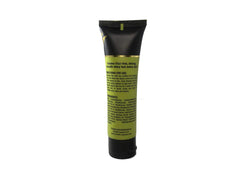 Keratin Express Daily Frizz Control application; reduces frizz and humidity effects.