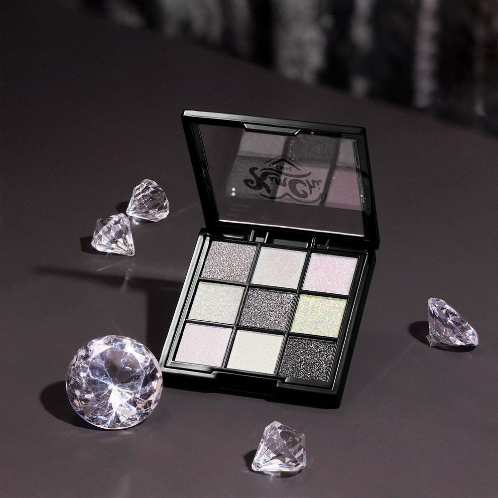 KimChiChic palette demonstrates pigment-rich tones for blending.