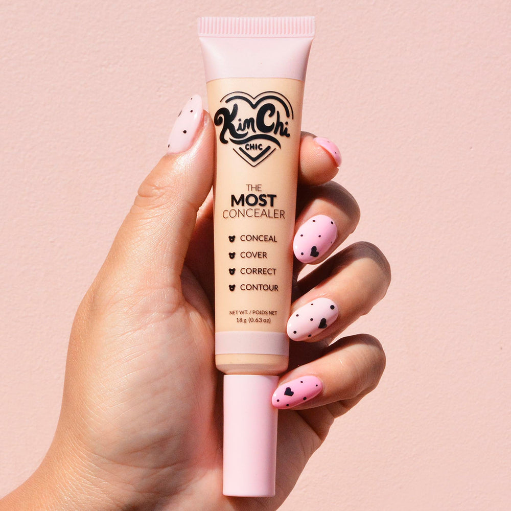 KimChiChic The Most Concealer precision brush enables targeted application and smooth, even blending.