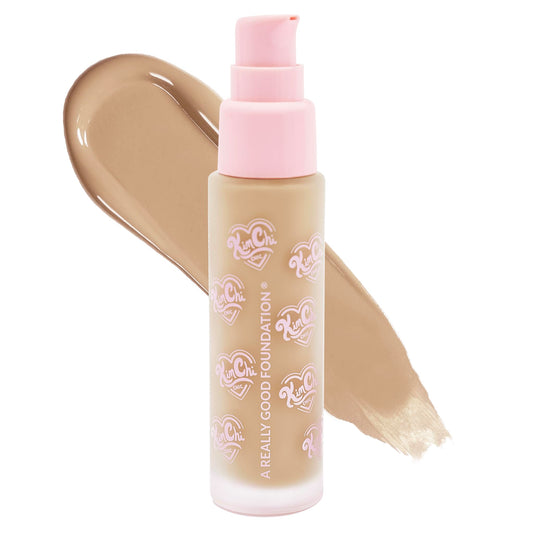 KimChiChic Foundation bottle front for quick shade matching and premium packaging.