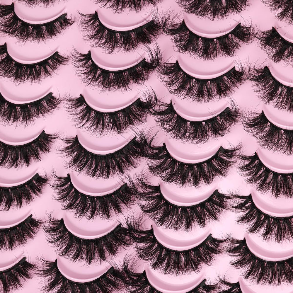 Kiromiro handmade false lashes with wispy, durable fibers.