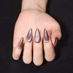KKUUOO nails come in 12 sizes for a precise, comfortable fit.
