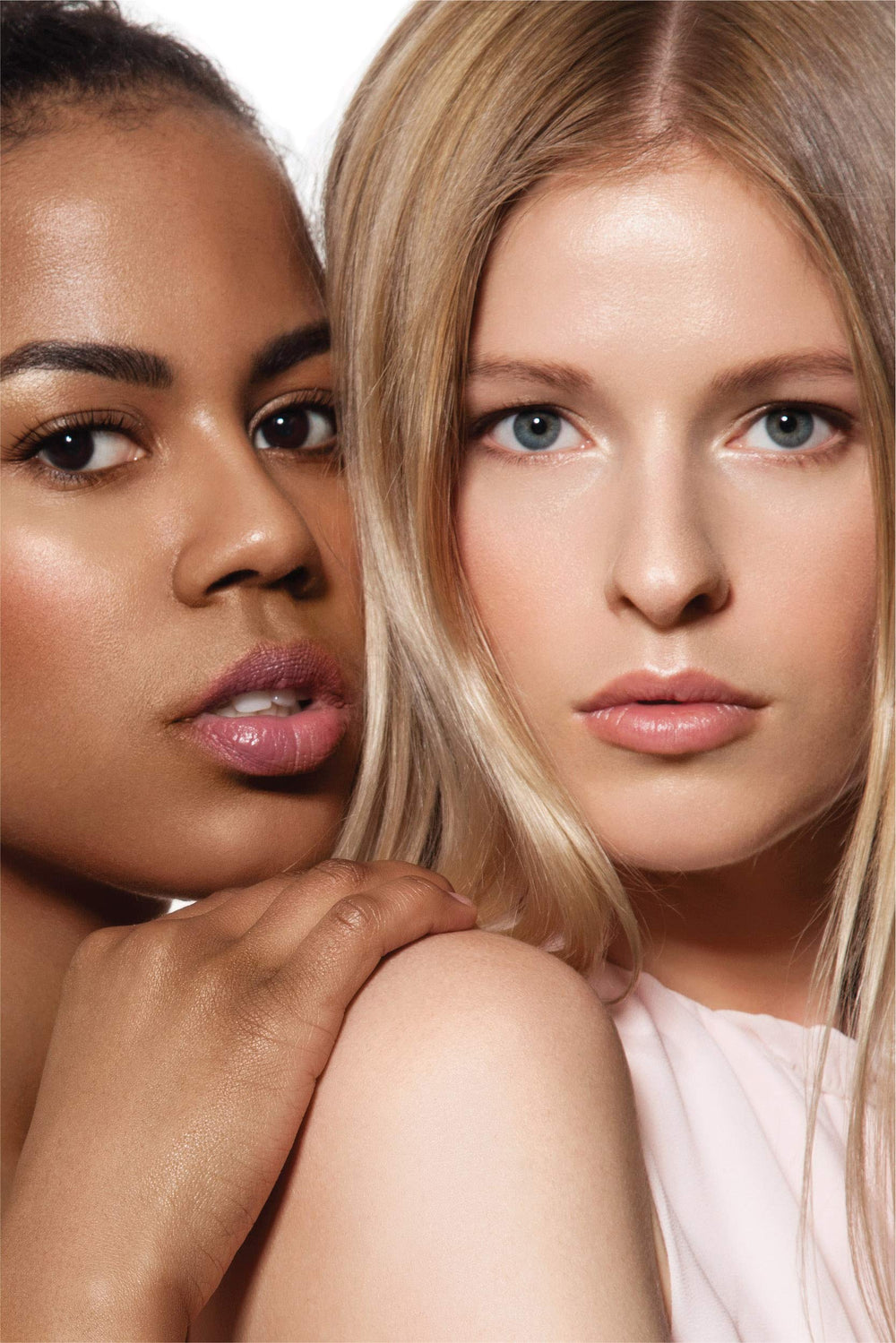 Kokie Full Cover Foundation 10C swatches show balanced, even-toned results.