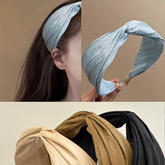 KOVOLITU headband in neutral colors enhances outfits with bohemian flair