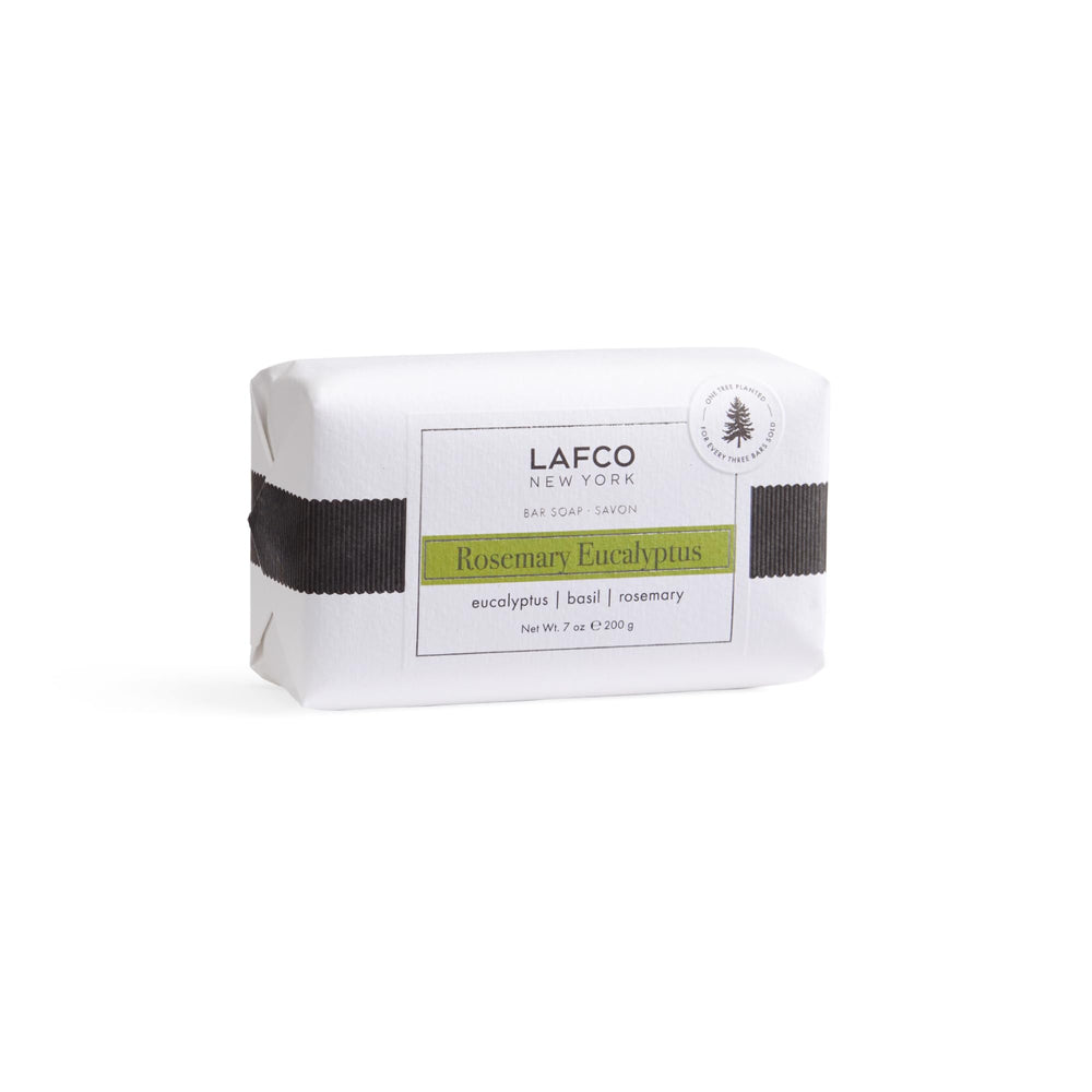 LAFCO New York Rosemary Eucalyptus bar soap delivers ultra-hydration with aromatic freshness.