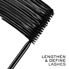 Lancôme Définicils wand close-up showing smooth application.