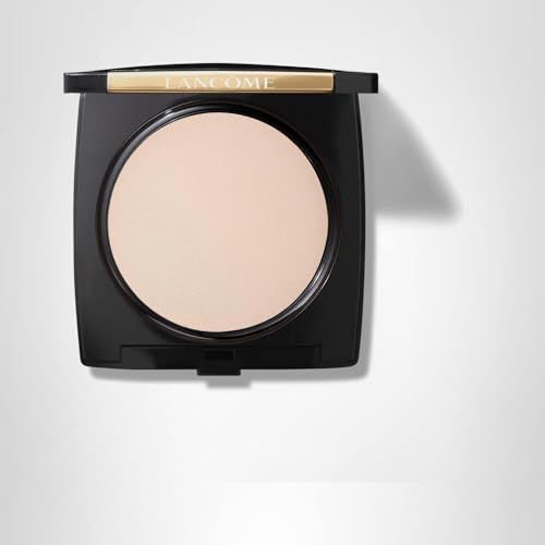 Lancôme Dual Finish travel-ready compact ideal for on-the-go touch-ups