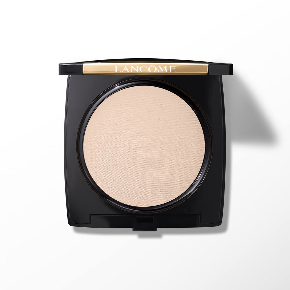 Lancôme Dual Finish porcelain delicate cool compact with natural matte finish on skin