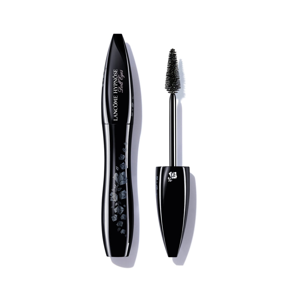 Lancôme Hypnôse Doll Eyes wand closeup showing the cone brush for smooth application