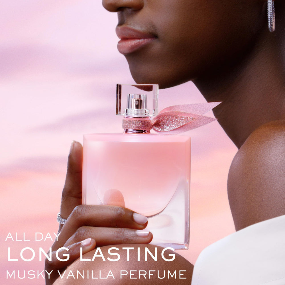 Lancôme La Vie Est Belle Vanille Nude note close-up with solar jasmine.