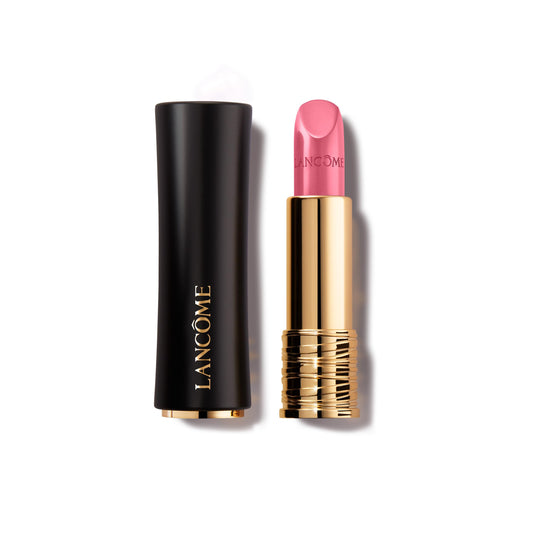 Lancôme L'Absolu Rouge lipstick application with creamy glide and long wear.