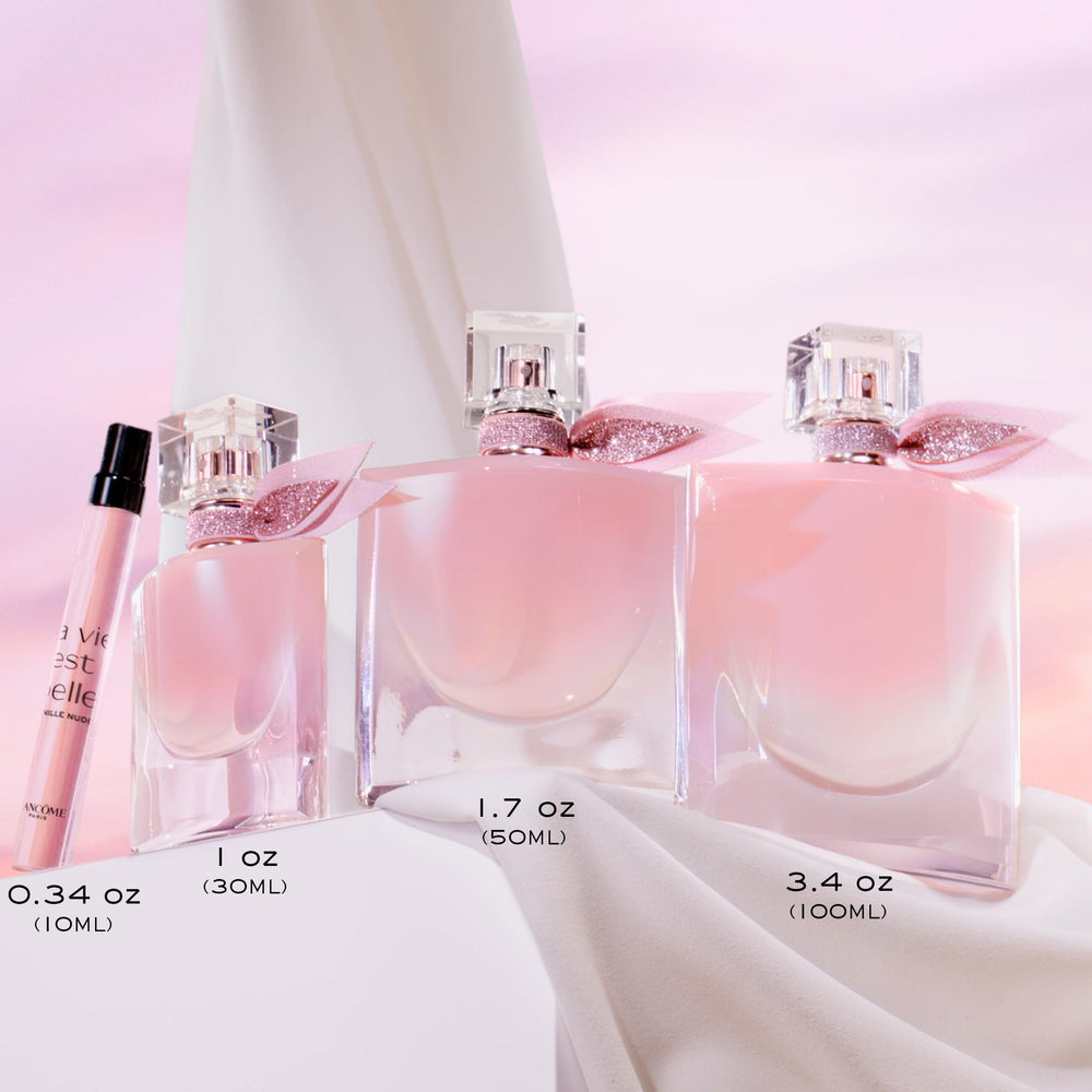 Lancôme Solar Jasmine note close-up highlighting luminous opening.