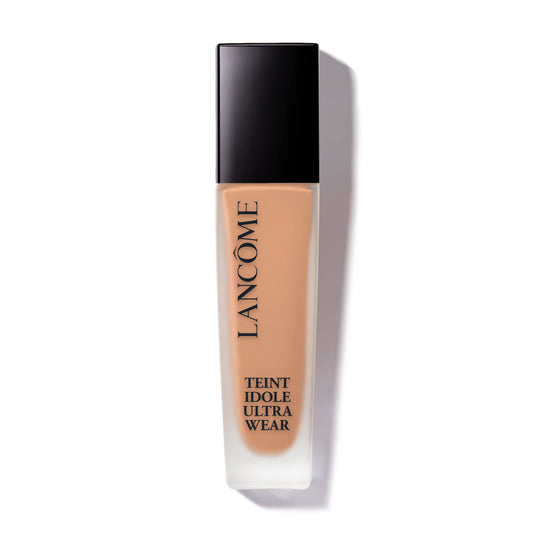 Lancôme Teint Idole Ultra Wear bottle showing a long-lasting matte finish