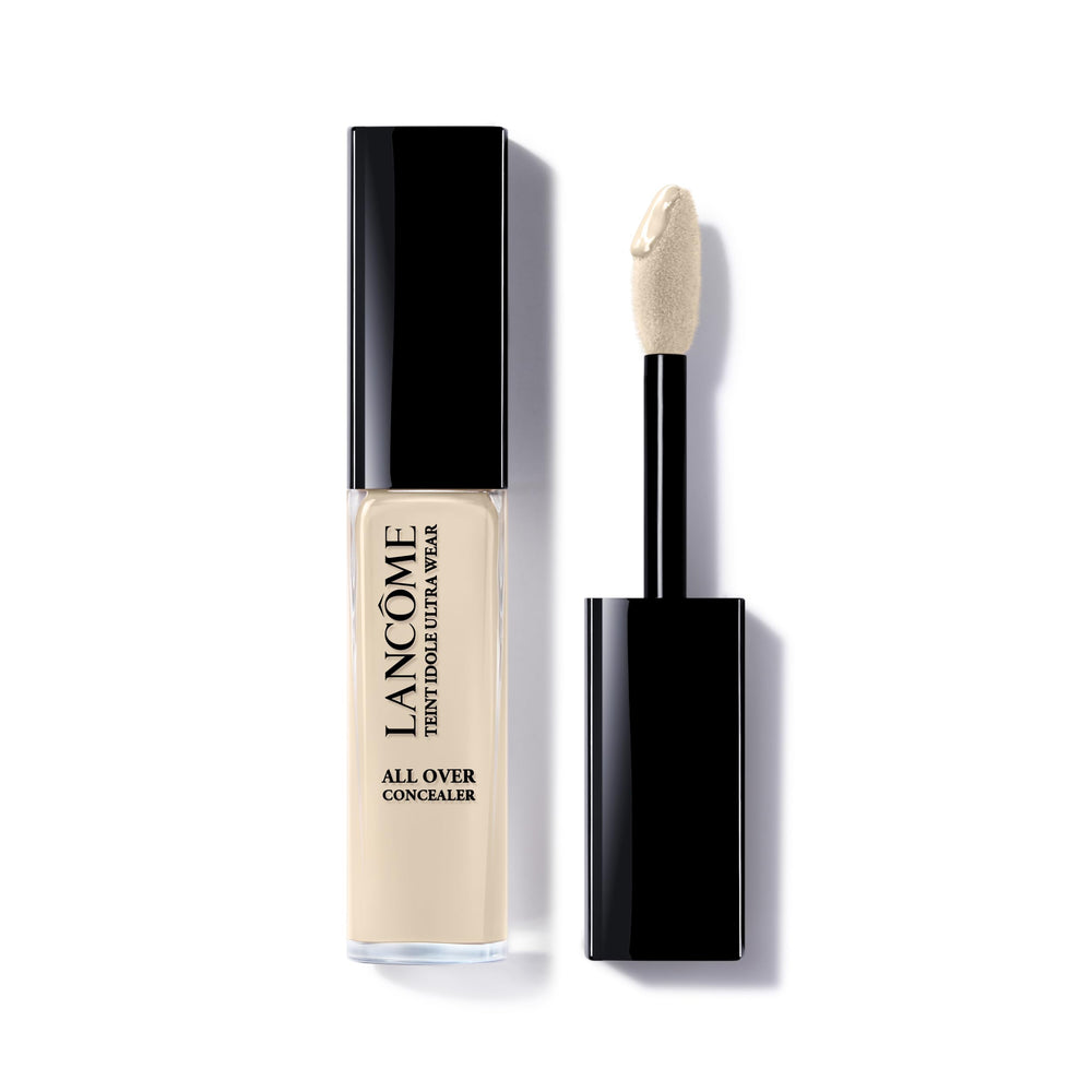 Lancôme Teint Idole Ultra Wear concealer bottle application for precise coverage