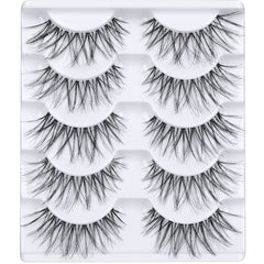 LANFLOWER Glamour false eyelashes close-up for dramatic evening looks.