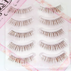 LASGOOS brown natural lashes are easy to apply and remove.
