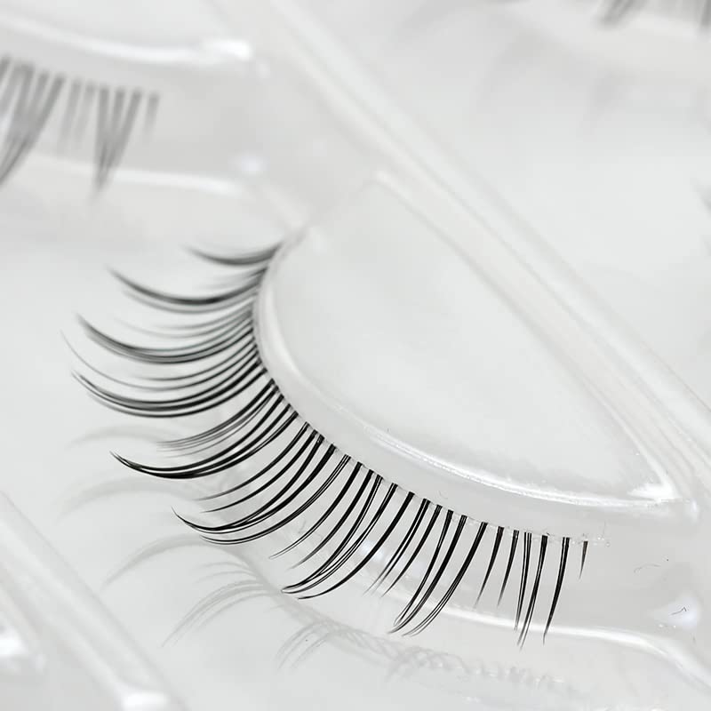 LASGOOS GM19 lashes designed for small eyes with seamless blend.