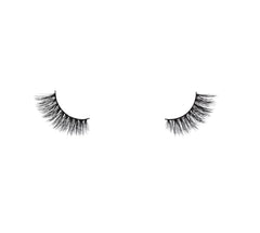 Visionary Lash 001 packaging by Lash Star is compact and travel-friendly.