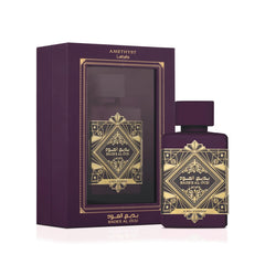 Lattafa Bade'e Al Oud Amethyst label closeup shows branding and rich notes appeal.
