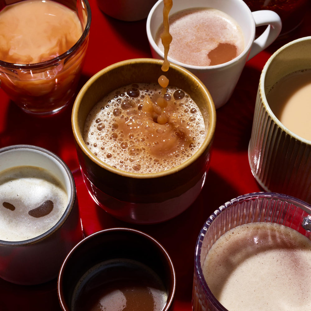 Le Monde Gourmand Chai Épicé display suggests longevity at pulse points.