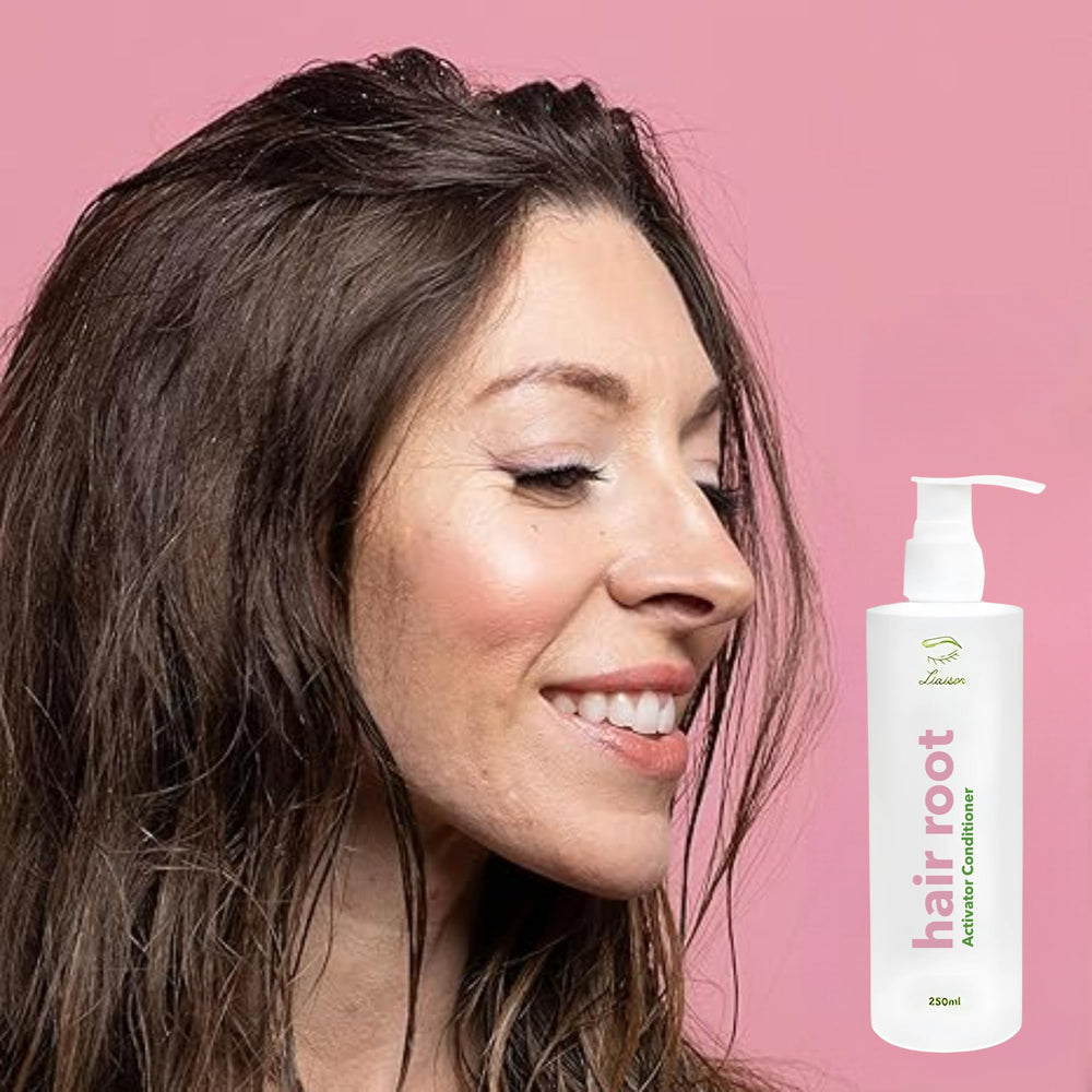 Close-up of Liaison texture shows creamy, smoothing conditioner.