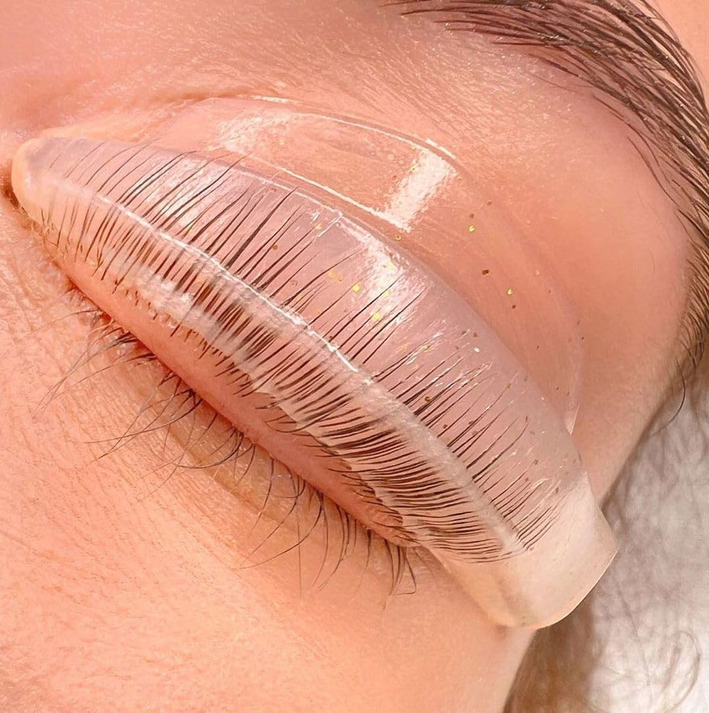 Liber Beauty glitter shields for glueless lash lift with gentle adhesion.